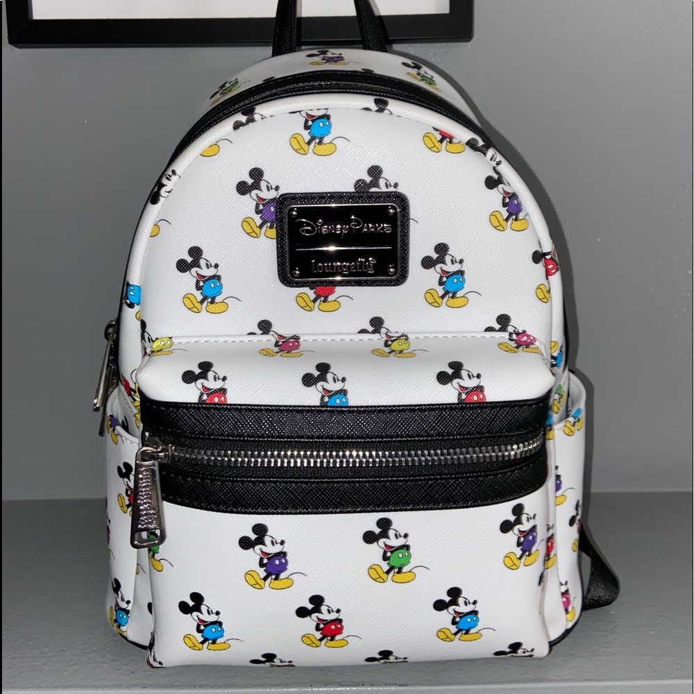 ALL OVER MICKEY MOUSE LOUNGE FLY